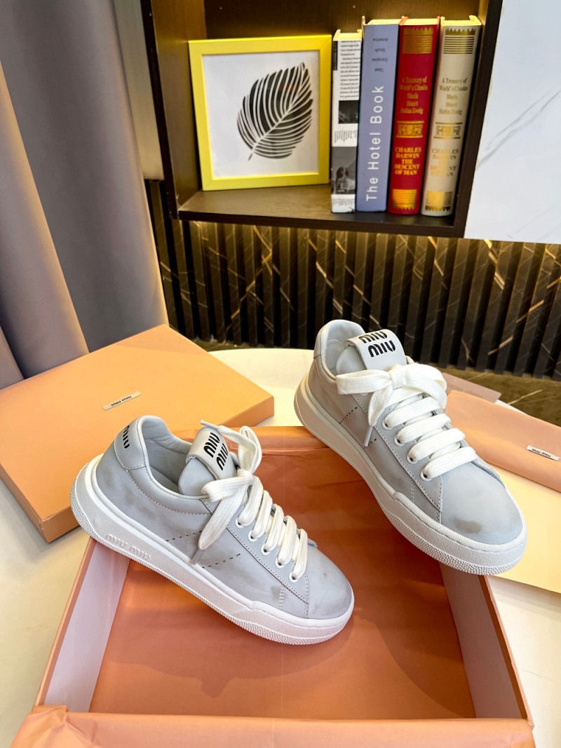 Miu Miu Casual Shoes